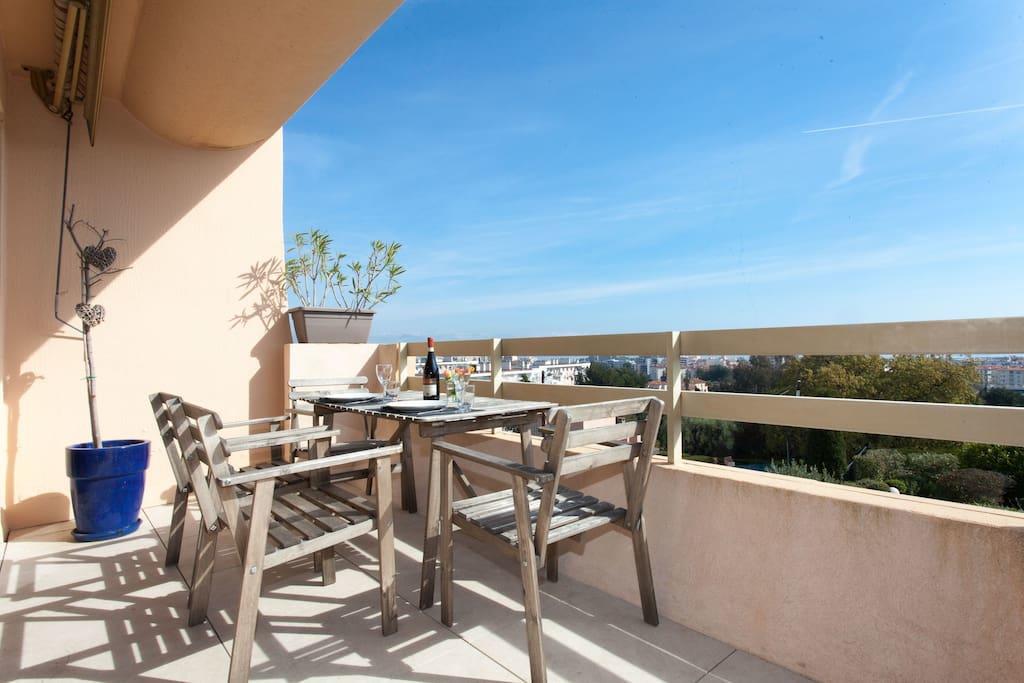 Vue Mer, Terrasse Et Parking Prive Antibes Zewnętrze zdjęcie